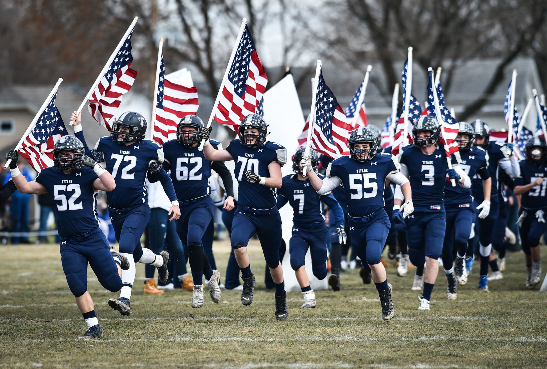 112319-mda-spt-aw-football-001a.jpg